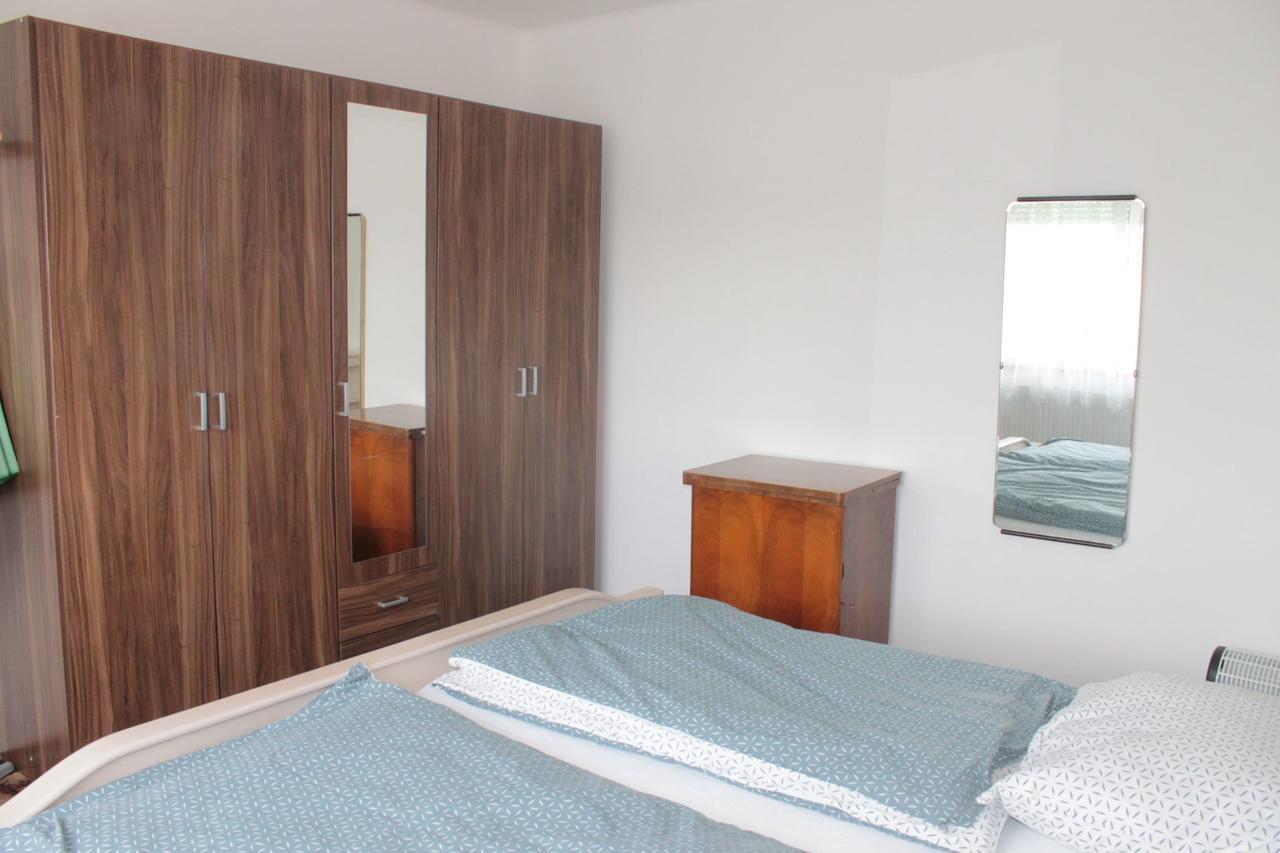 Apartman Luznicka, Sobeslav Bagian luar foto